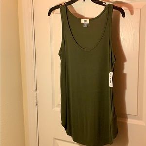 Old Navy tank top
